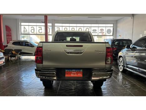 TOYOTA Hilux Caminhonete 2.8 16V SRV 4X4 DIESEL CABINE DUPLA AUTOM�TICO, Foto 5
