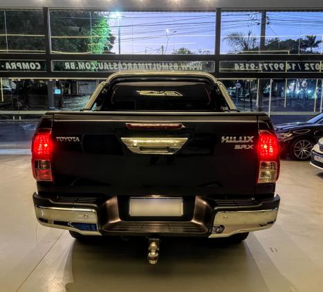TOYOTA Hilux Caminhonete 2.8 16V SRX 4X4 DIESEL CABINE DUPLA AUTOM�TICO, Foto 11