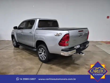 TOYOTA Hilux Caminhonete 2.8 16V SRV 4X4 DIESEL CABINE DUPLA AUTOM�TICO, Foto 2