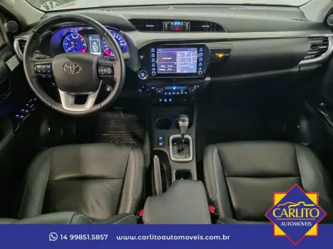 TOYOTA Hilux Caminhonete 2.8 16V SRV 4X4 DIESEL CABINE DUPLA AUTOM�TICO, Foto 3