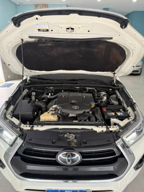 TOYOTA Hilux Caminhonete 2.8 16V SRX 4X4 TURBO DIESEL CABINE DUPLA AUTOM�TICO, Foto 22