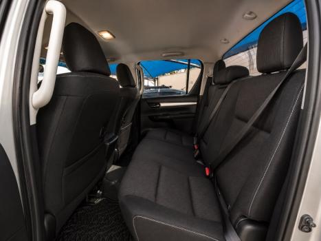 TOYOTA Hilux Caminhonete 2.7 16V 4P SR FLEX CABINE DUPLA AUTOM�TICO, Foto 6
