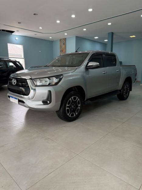 TOYOTA Hilux Caminhonete 2.8 16V SRV 4X4 DIESEL CABINE DUPLA AUTOM�TICO, Foto 2