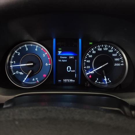 TOYOTA Hilux Caminhonete 2.8 16V SRX 4X4 TURBO DIESEL CABINE DUPLA AUTOM�TICO, Foto 7
