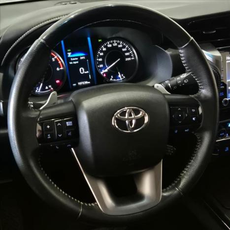 TOYOTA Hilux Caminhonete 2.8 16V SRX 4X4 TURBO DIESEL CABINE DUPLA AUTOM�TICO, Foto 12