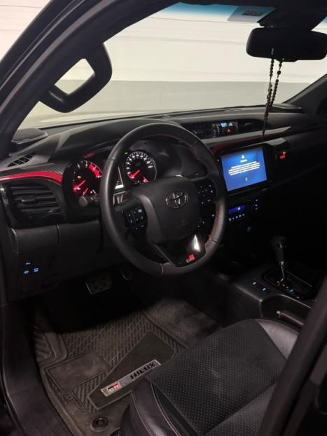 TOYOTA Hilux Caminhonete 2.8 16V GR SPORT 4X4 TURBO DIESEL CABINE DUPLA AUTOM�TICO, Foto 7