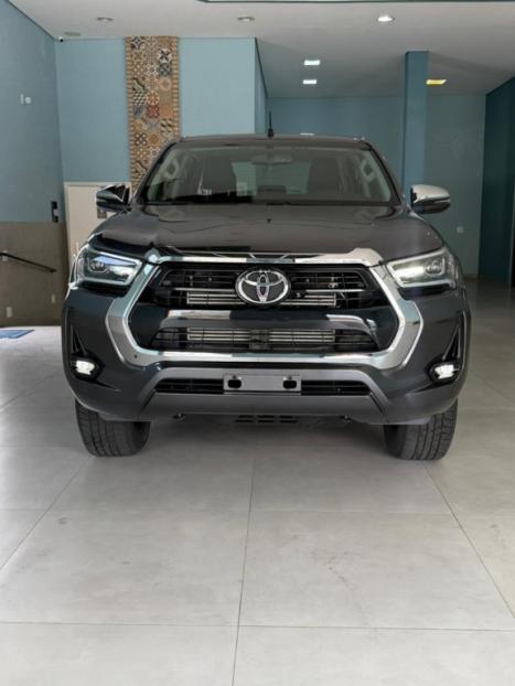 TOYOTA Hilux Caminhonete 2.8 16V SRV 4X4 DIESEL CABINE DUPLA AUTOM�TICO, Foto 3
