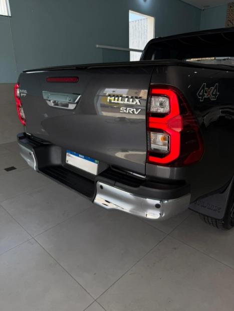 TOYOTA Hilux Caminhonete 2.8 16V SRV 4X4 DIESEL CABINE DUPLA AUTOM�TICO, Foto 9