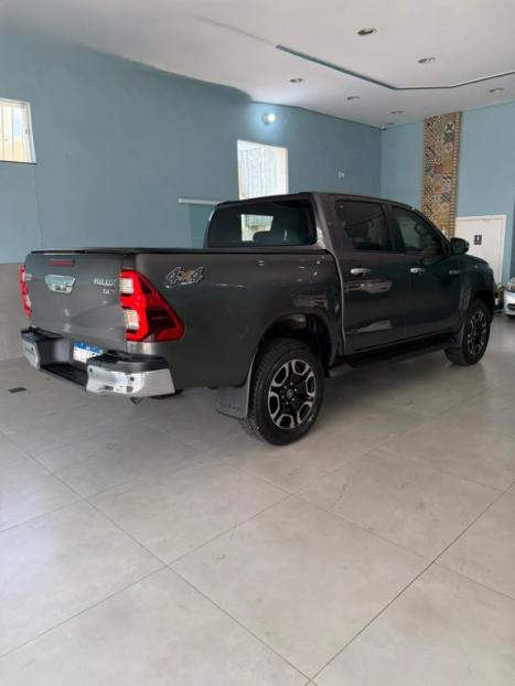 TOYOTA Hilux Caminhonete 2.8 16V SRV 4X4 DIESEL CABINE DUPLA AUTOM�TICO, Foto 10
