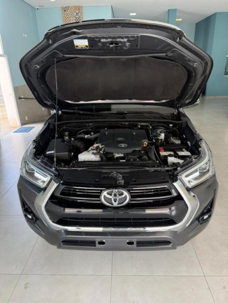 TOYOTA Hilux Caminhonete 2.8 16V SRV 4X4 DIESEL CABINE DUPLA AUTOM�TICO, Foto 20