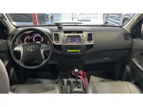 TOYOTA Hilux Caminhonete 3.0 16V 4P SRV 4X4 7 LUGARES TURBO DIESEL AUTOMÁTICO, Foto 8
