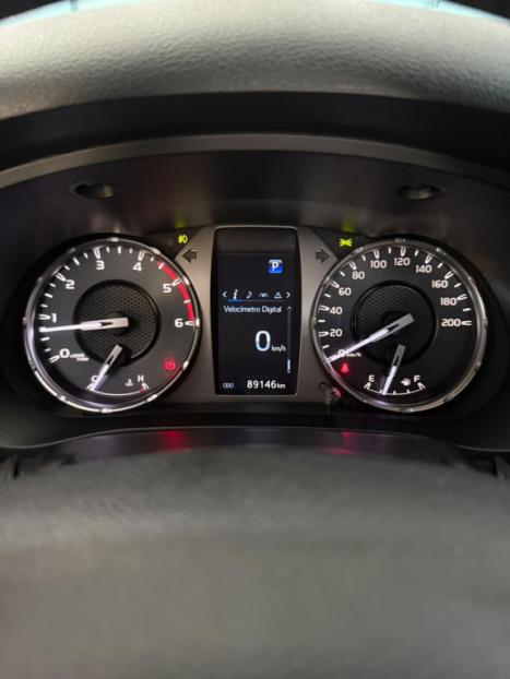 TOYOTA Hilux Caminhonete 2.8 16V SRX 4X4 TURBO DIESEL CABINE DUPLA AUTOMÁTICO, Foto 16