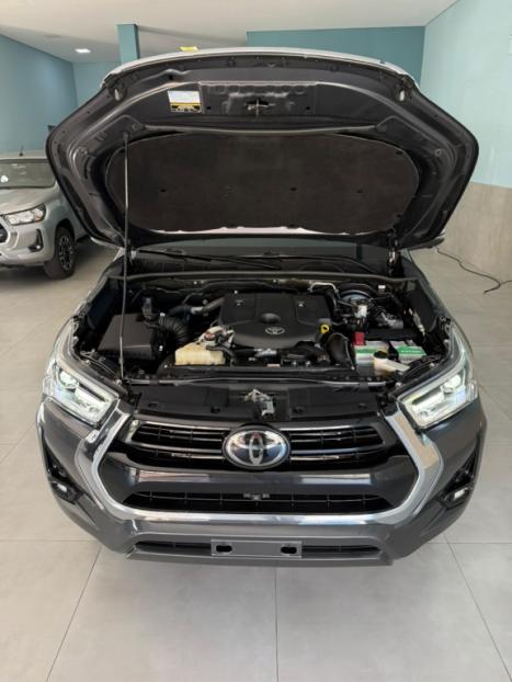 TOYOTA Hilux Caminhonete 2.8 16V SRX 4X4 TURBO DIESEL CABINE DUPLA AUTOMÁTICO, Foto 20