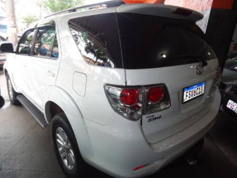 TOYOTA Hilux SW4 2.7 16V 4P SR FLEX AUTOMÁTICO, Foto 5 TOYOTA Hilux SW4 2.7 16V 4P SR FLEX AUTOMÁTICO, Foto 5