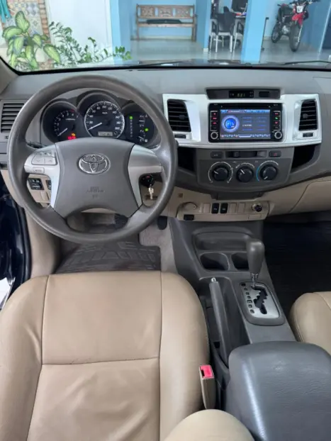 TOYOTA Hilux SW4 2.7 16V 4P SR FLEX AUTOMTICO, Foto 9