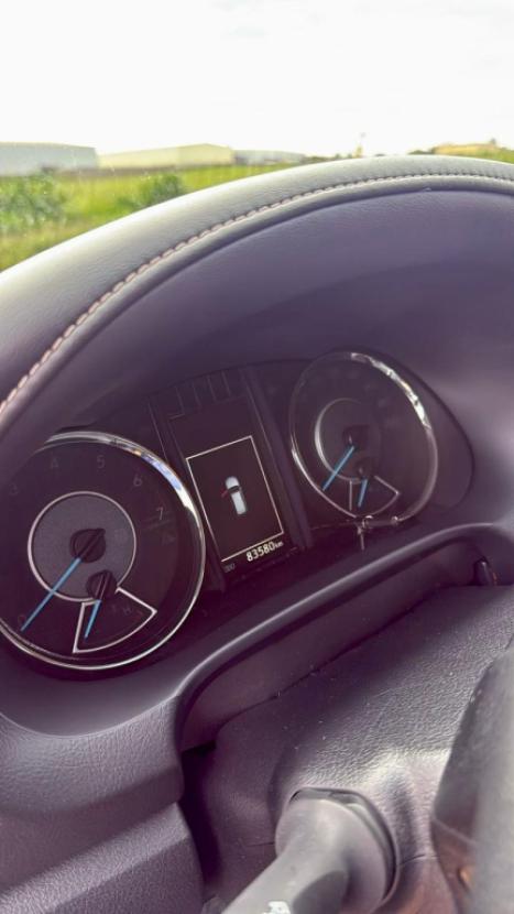 TOYOTA Hilux SW4 2.7 16V 4P FLEX SRV 7 LUGARES AUTOM�TICO, Foto 10