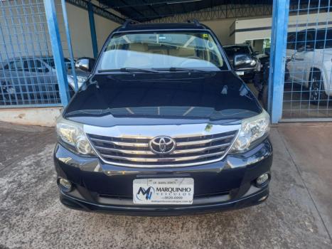 TOYOTA Hilux SW4 2.7 16V 4P SR FLEX AUTOM�TICO, Foto 3