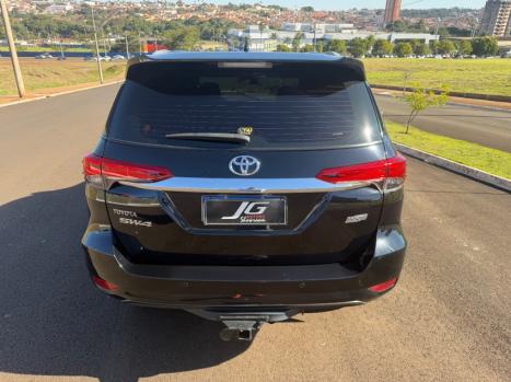 TOYOTA Hilux SW4 2.7 16V 4P SR FLEX AUTOM�TICO, Foto 6