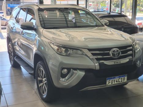 TOYOTA Hilux SW4 2.7 16V 4P SR FLEX AUTOM�TICO, Foto 1