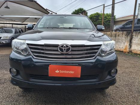 TOYOTA Hilux SW4 2.7 16V 4P SR AUTOMÁTICO, Foto 1