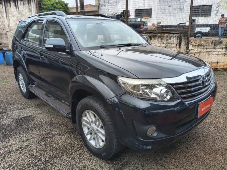 TOYOTA Hilux SW4 2.7 16V 4P SR AUTOMÁTICO, Foto 3