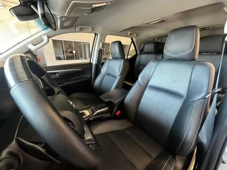 TOYOTA Hilux SW4 2.8 16V 4P SRX 4X4 7 LUGARES TURBO DIESEL AUTOMTICO, Foto 24