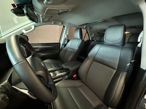 TOYOTA Hilux SW4 2.8 16V 4P SRX PLATINUM 4X4 7 LUGARES TURBO DIESEL AUTOMTICO, Foto 17