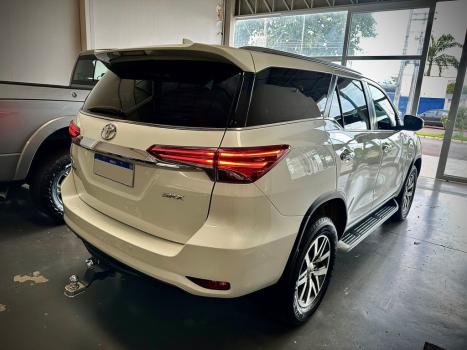 TOYOTA Hilux SW4 2.8 16V 4P SRX 4X4 7 LUGARES TURBO DIESEL AUTOM�TICO, Foto 9