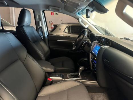 TOYOTA Hilux SW4 2.8 16V 4P SRX PLATINUM 4X4 7 LUGARES TURBO DIESEL AUTOM�TICO, Foto 24