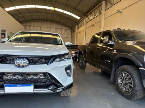 TOYOTA Hilux SW4 2.8 16V 4P SRX PLATINUM 4X4 7 LUGARES TURBO DIESEL AUTOM�TICO, Foto 6
