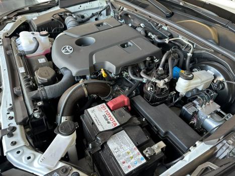TOYOTA Hilux SW4 2.8 16V 4P SRX PLATINUM 4X4 7 LUGARES TURBO DIESEL AUTOM�TICO, Foto 10