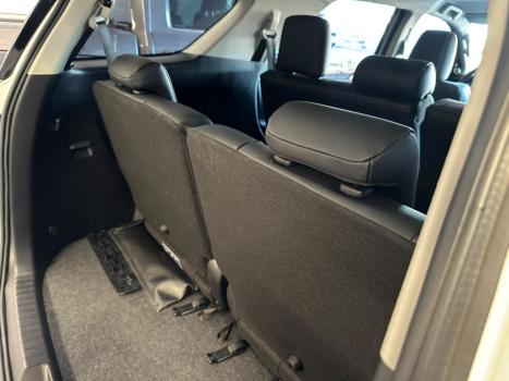 TOYOTA Hilux SW4 2.8 16V 4P SRX PLATINUM 4X4 7 LUGARES TURBO DIESEL AUTOM�TICO, Foto 16