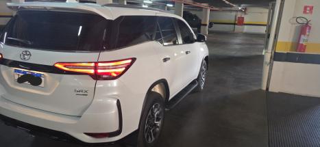 TOYOTA Hilux SW4 2.8 16V 4P SRX PLATINUM 4X4 7 LUGARES TURBO DIESEL AUTOM�TICO, Foto 7