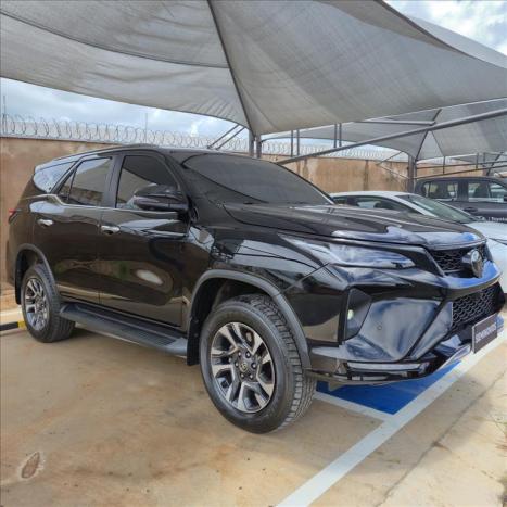 TOYOTA Hilux SW4 2.8 16V 4P SRX PLATINUM 4X4 TURBO DIESEL AUTOM�TICO, Foto 1