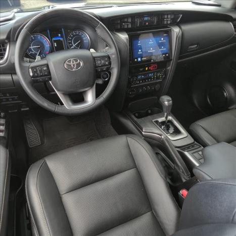 TOYOTA Hilux SW4 2.8 16V 4P SRX PLATINUM 4X4 TURBO DIESEL AUTOM�TICO, Foto 13