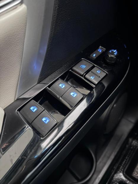 TOYOTA Hilux SW4 2.8 4P SRX 4X4 DIAMOND 7 LUGARES TURBO DIESEL AUTOM�TICO, Foto 15