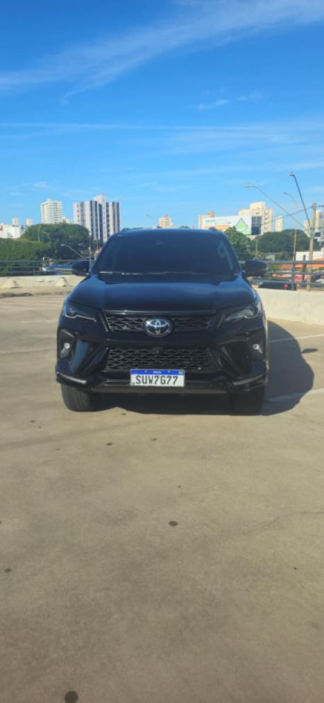 TOYOTA Hilux SW4 2.8 16V 4P SRX PLATINUM 4X4 7 LUGARES TURBO DIESEL AUTOM�TICO, Foto 2