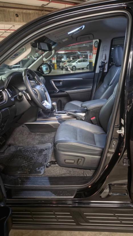 TOYOTA Hilux SW4 2.8 16V 4P SRX PLATINUM 4X4 7 LUGARES TURBO DIESEL AUTOM�TICO, Foto 10