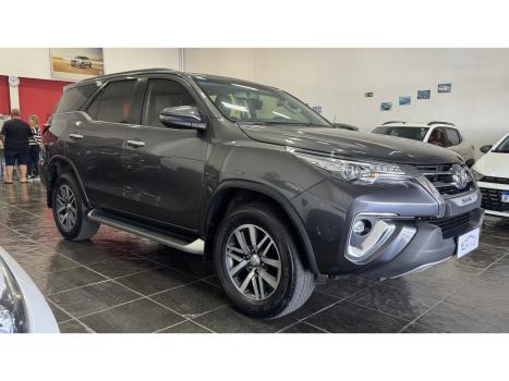 TOYOTA Hilux SW4 2.8 16V 4P SRX 4X4 7 LUGARES TURBO DIESEL AUTOM�TICO, Foto 2
