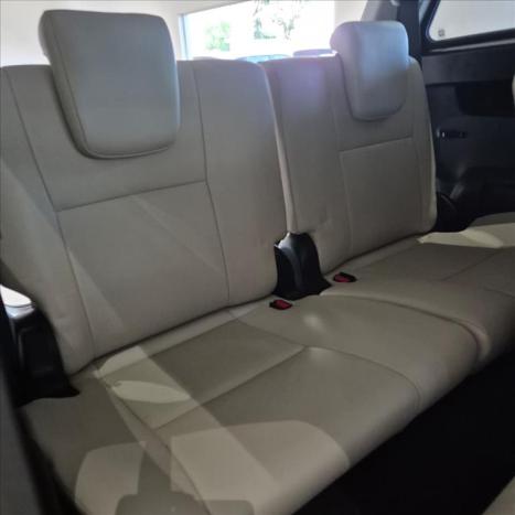 TOYOTA Hilux SW4 2.8 4P SRX 4X4 DIAMOND 7 LUGARES TURBO DIESEL AUTOM�TICO, Foto 18