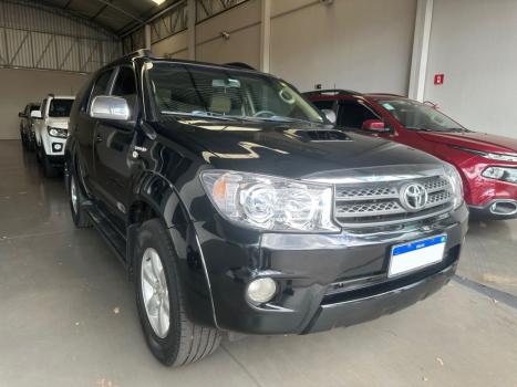 TOYOTA Hilux SW4 3.0 16V 4P SRV 4X4 7 LUGARES TURBO DIESEL AUTOM�TICO, Foto 1
