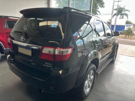 TOYOTA Hilux SW4 3.0 16V 4P SRV 4X4 7 LUGARES TURBO DIESEL AUTOM�TICO, Foto 8