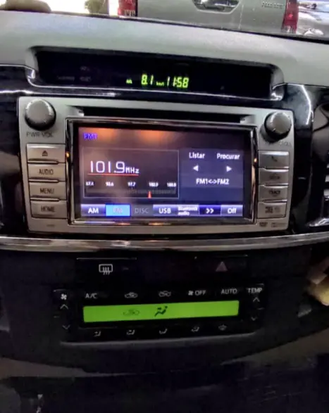 TOYOTA Hilux SW4 3.0 16V 4P SRV 4X4 7 LUGARES TURBO DIESEL AUTOMTICO, Foto 11