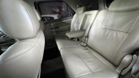TOYOTA Hilux SW4 3.0 16V 4P 4X4 SRV TURBO DIESEL, Foto 4