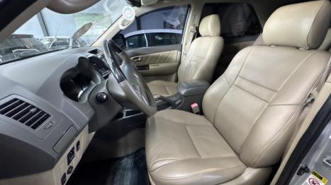 TOYOTA Hilux SW4 3.0 16V 4P 4X4 SRV TURBO DIESEL, Foto 5