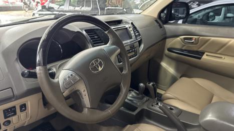 TOYOTA Hilux SW4 3.0 16V 4P 4X4 SRV TURBO DIESEL, Foto 10