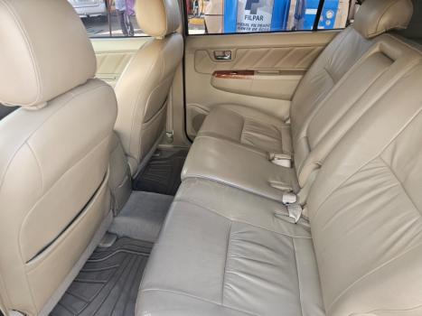 TOYOTA Hilux SW4 4.0 V6 24V 4P SRV 7LUGARES 4X4 AUTOM�TICO, Foto 3