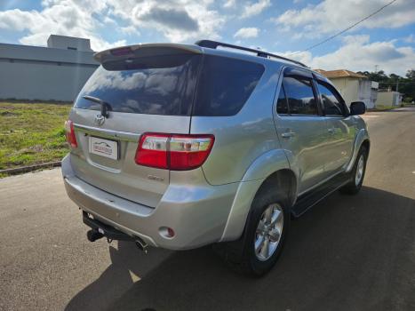 TOYOTA Hilux SW4 4.0 V6 24V 4P SRV 7LUGARES 4X4 AUTOM�TICO, Foto 7