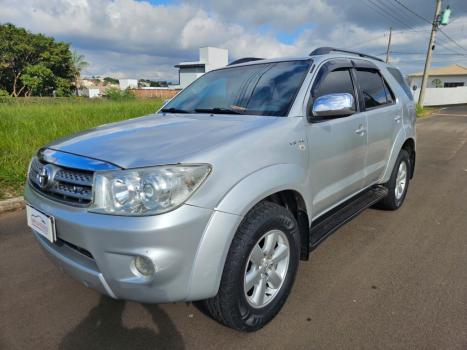 TOYOTA Hilux SW4 4.0 V6 24V 4P SRV 7LUGARES 4X4 AUTOM�TICO, Foto 12