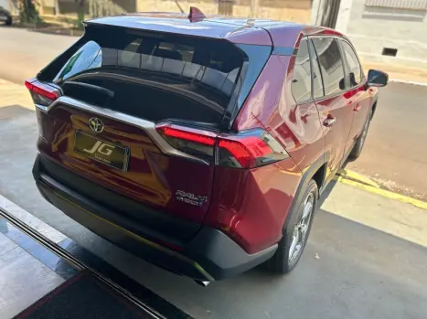 TOYOTA RAV 4 2.5 16V 4P S HIBRID AWD AUTOMÁTICO CVT, Foto 4 TOYOTA RAV 4 2.5 16V 4P S HIBRID AWD AUTOMÁTICO CVT, Foto 4